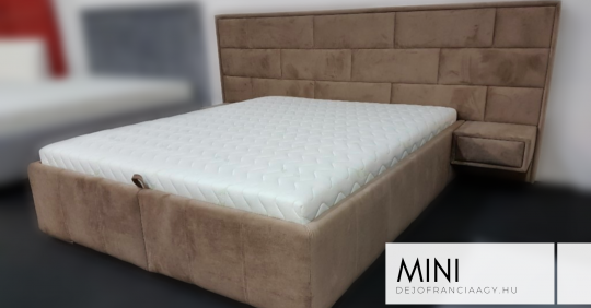 // MINI // Franciaágy | széles támlás, beépített matracos