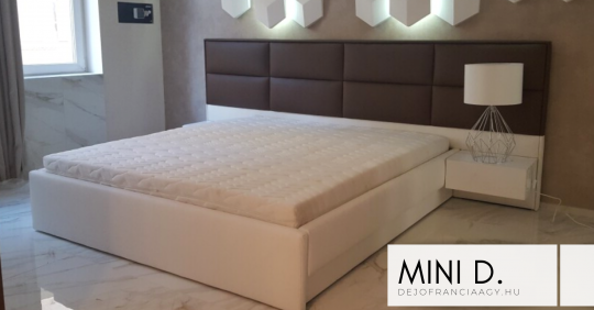 // MINI DESIGN // Franciaágy | széles támlás, beépített matracos